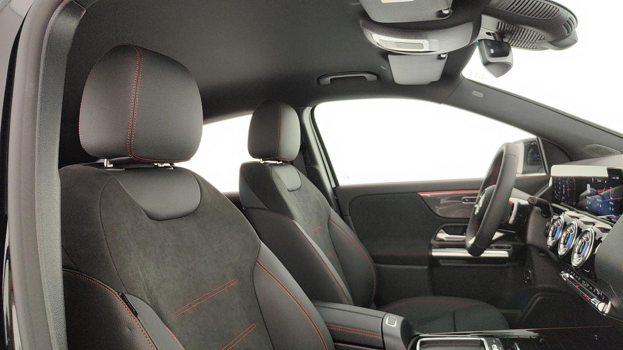 Mercedes-Benz GLA 200 d automatic