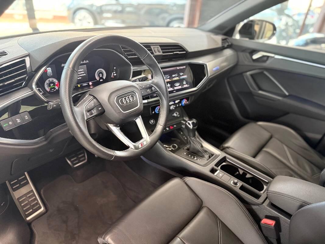 Audi Q3 Sportback 35 2.0 tdi S line edition s-tronic