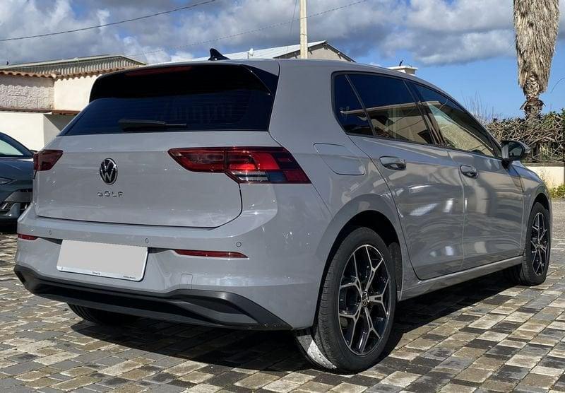 Volkswagen Golf 8 Life 2.0 TDI 116 CV