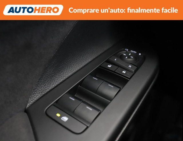 TOYOTA C-HR 2.0 PHEV Lounge Premiere