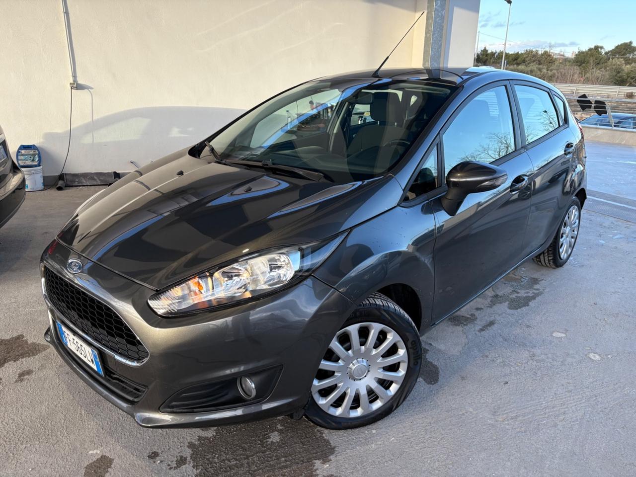 Ford Fiesta 1.5 TDCi 75CV 5 porte Business