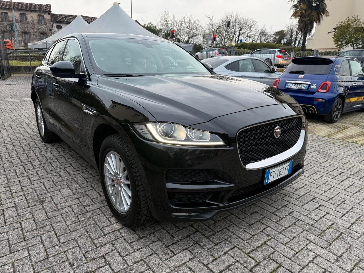 Jaguar F-Pace 2.0 D AWD Prestige