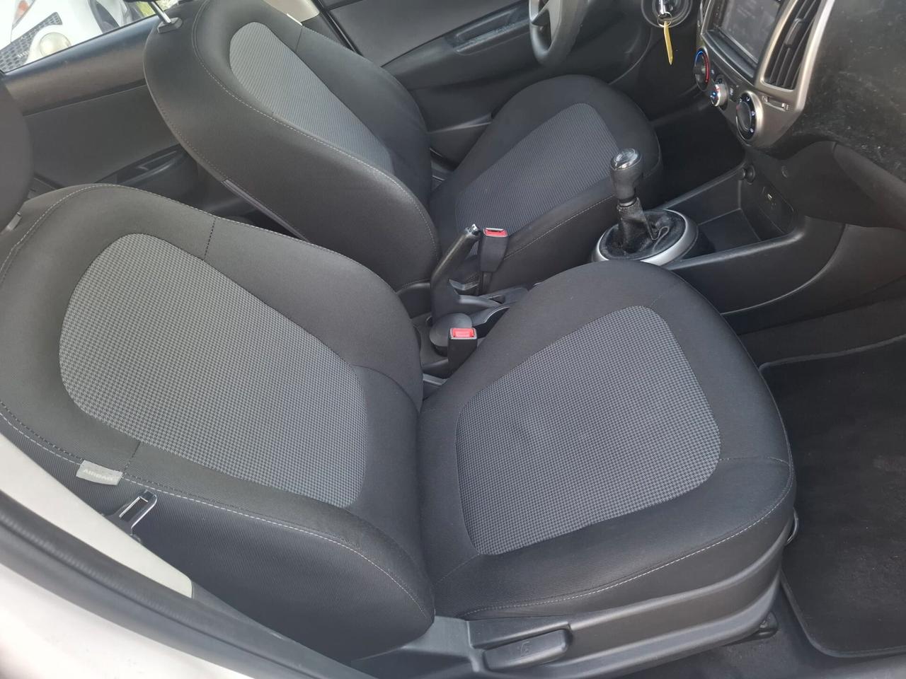 Hyundai i20 1.1 CRDi 5p. Sound Edition