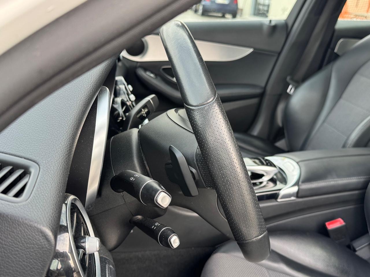 Mercedes-benz C 200 d Auto Premium