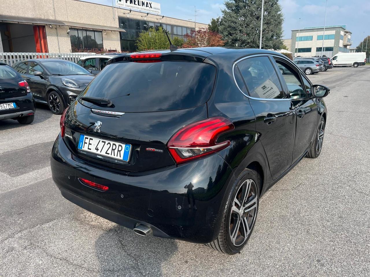 Peugeot 208 BlueHDi 120 S&S 5 porte GT Line