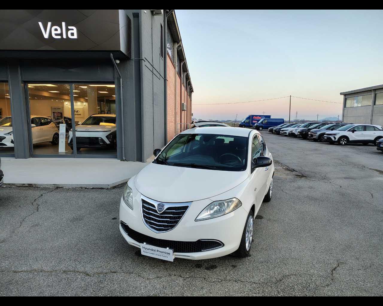 LANCIA Ypsilon III 2011 - Ypsilon 1.2 8v Gold 69cv