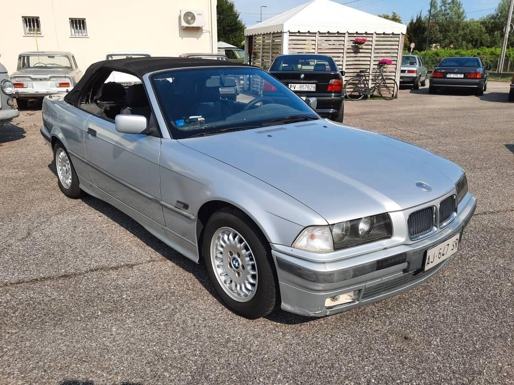 Bmw 320 Cabriolet del 1995 (E36)