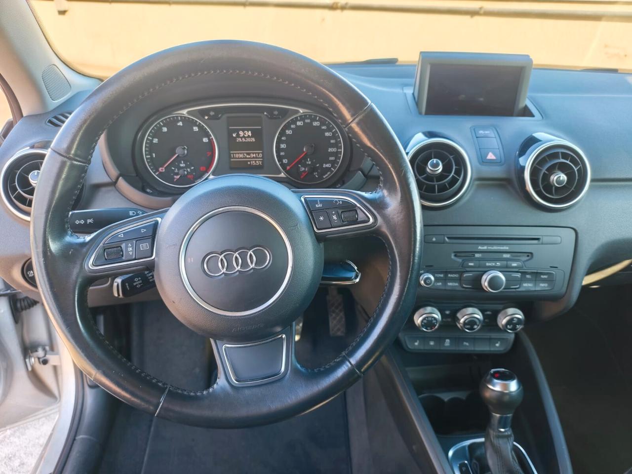 Audi A1 1.4 TFSI S tronic Ambition