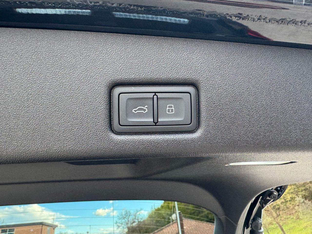 Audi Q5 SPB TDI 150 kW mHEV+ S tronic quattro line edition