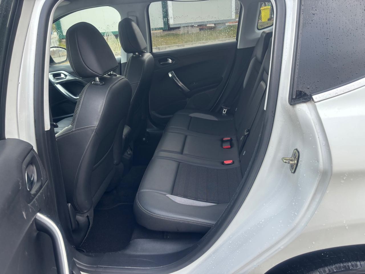 Peugeot 2008 1.6 e-HDi 92 CV Stop&Start ETG6 Allure