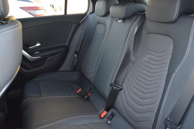 MERCEDES-BENZ A 180 d Automatic Business Extra Carplay