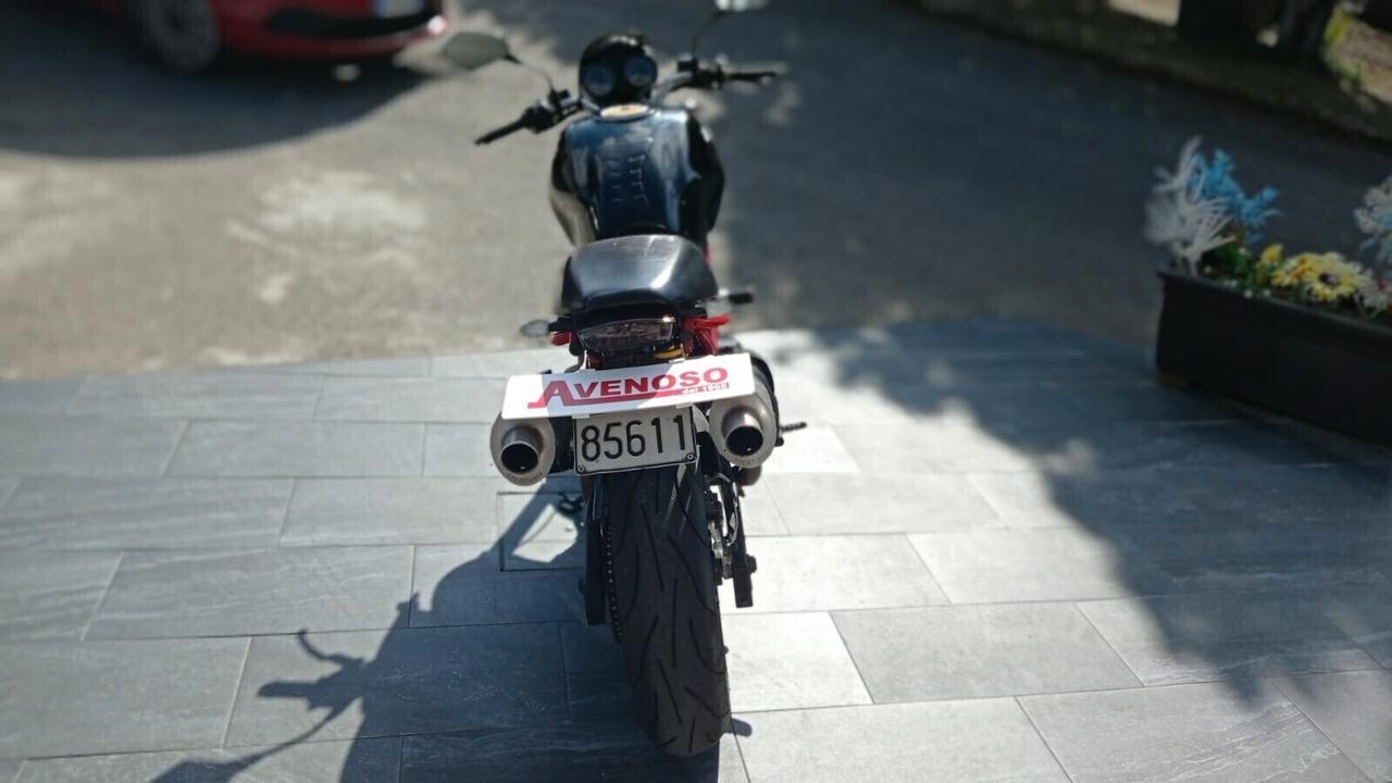 Ducati Monster 695 70cv