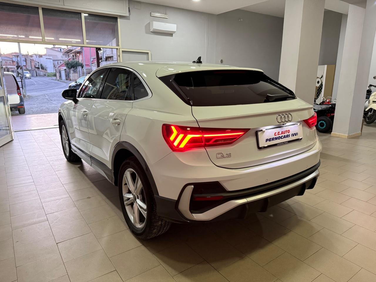 Audi Q3 SPB 35 TDI S tronic line edition iva