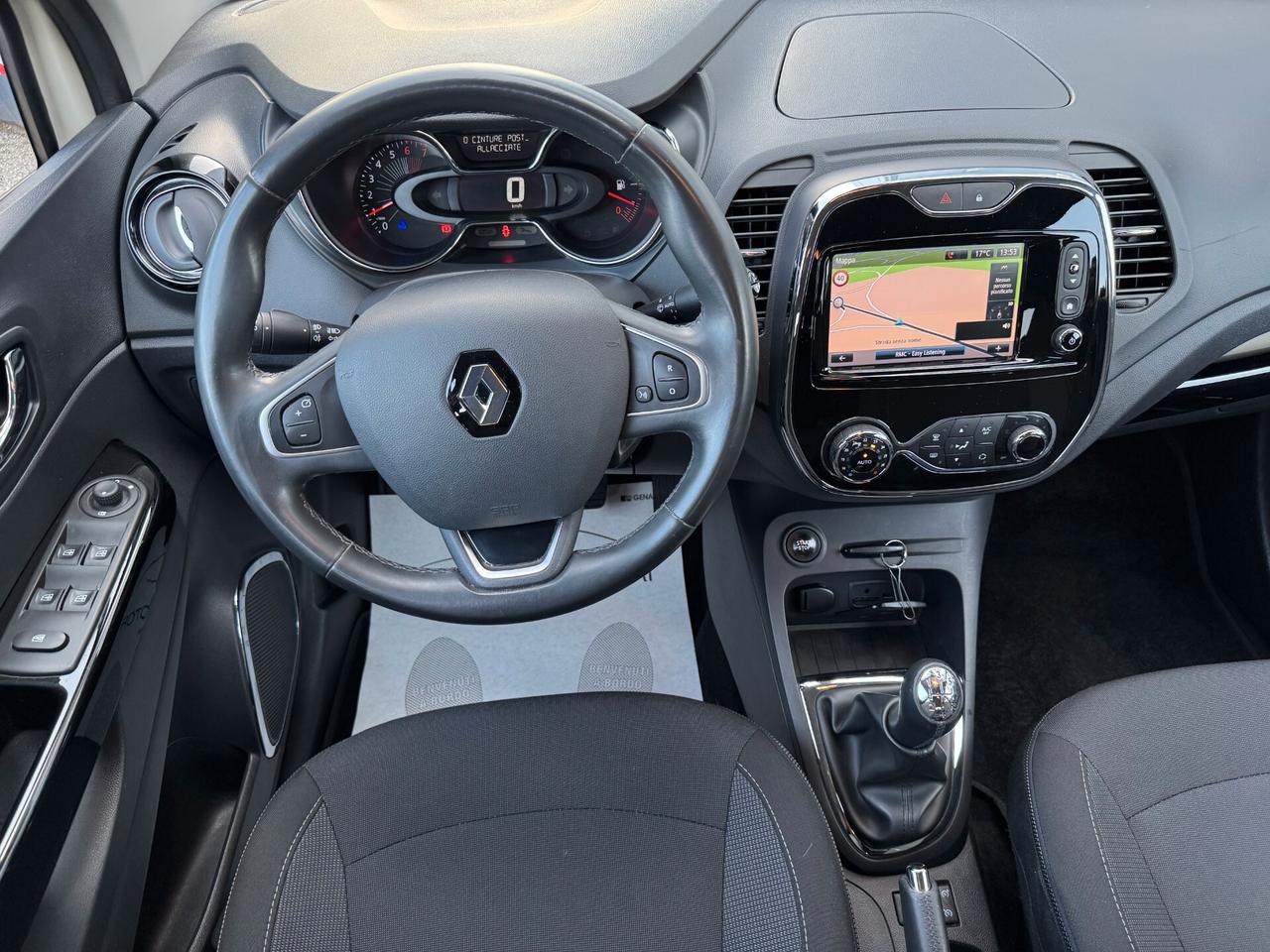 Renault Captur 0.9 TCe Life WAVE 90cv / UNICO PROPR.