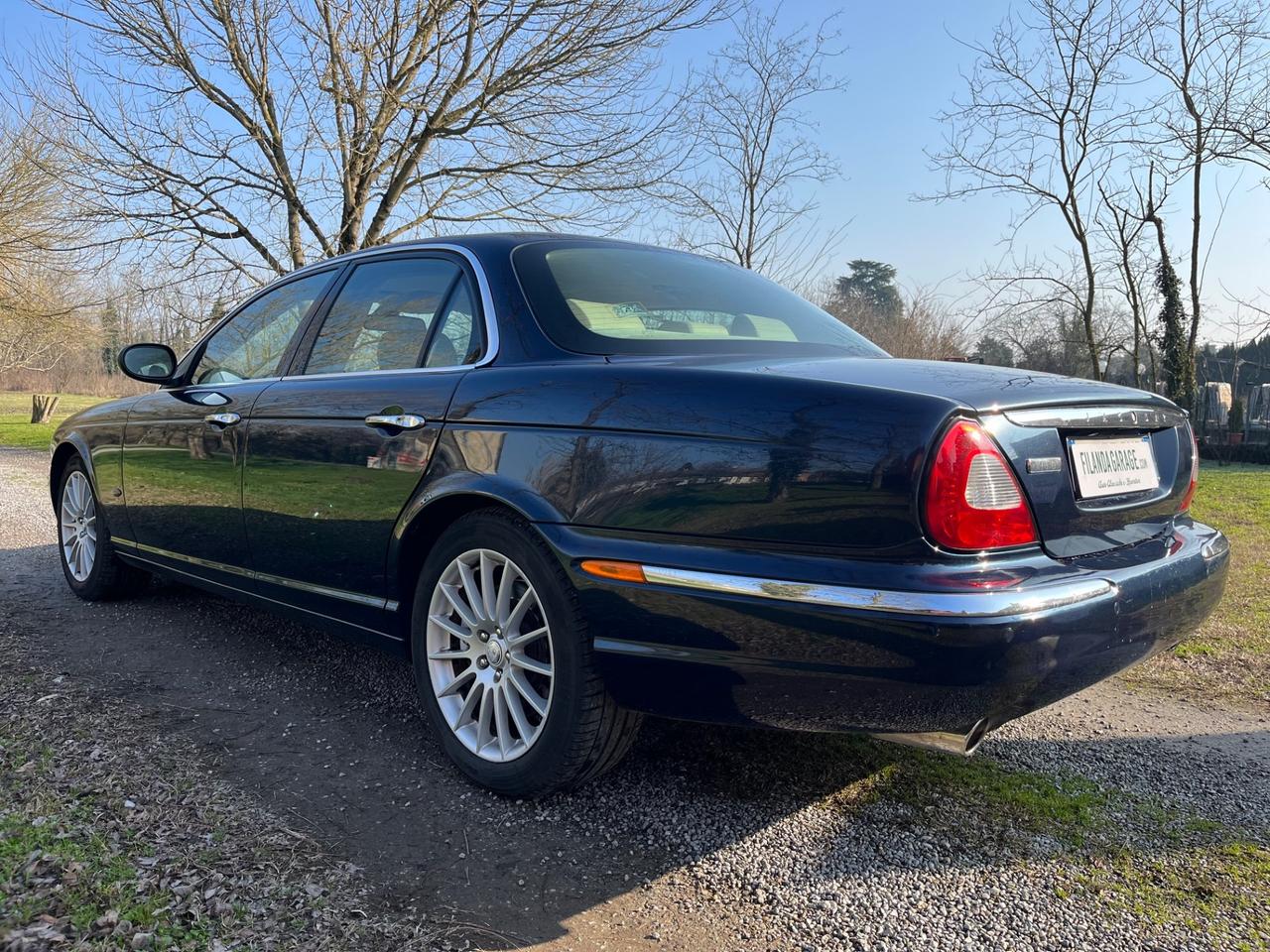 Jaguar XJ 2.7 D V6 cat Executive