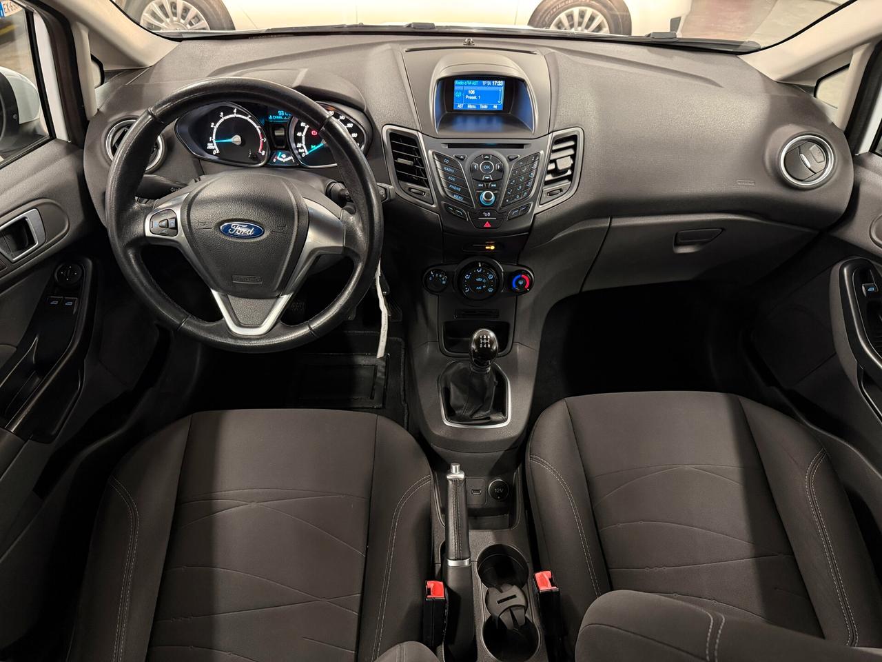 Ford Fiesta 1.2 60CV 5 porte Titanium