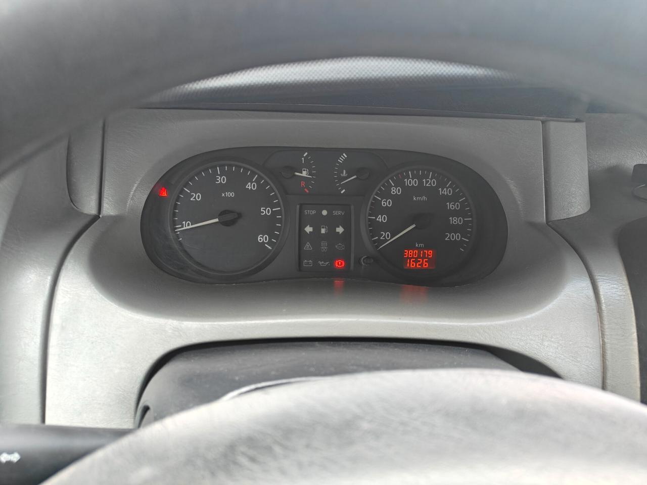 Renault Trafic 1.9 dCi/100CV PC-TN Furg.