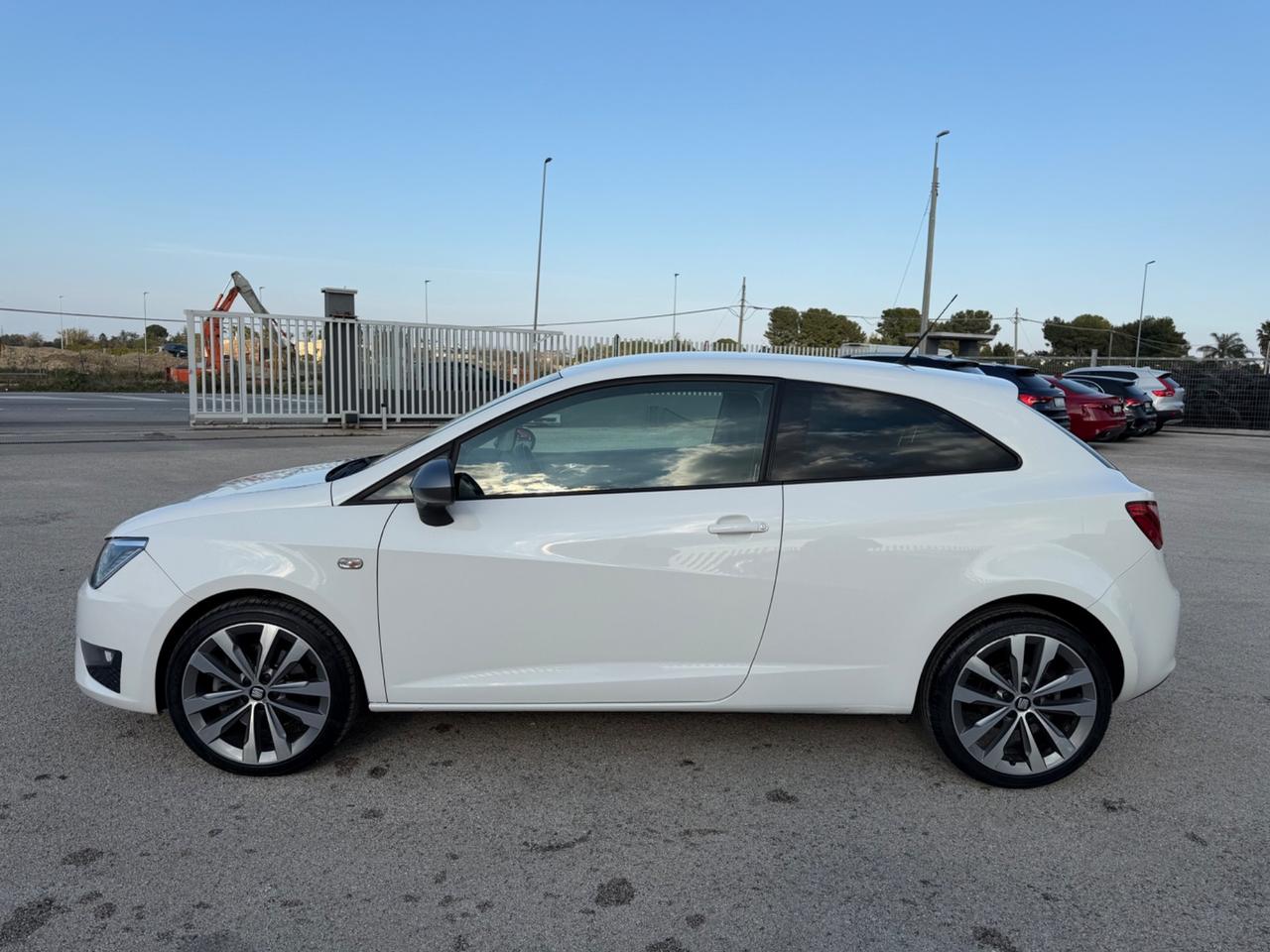 SEAT IBIZA 1.4 TDI 105 CV FR COUPE FULL LED MY16