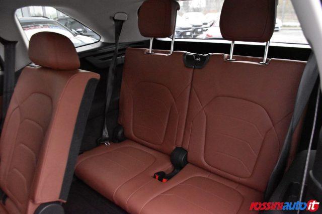 SKODA Kodiaq 2.0 TDI 150 CV DSG EXECUTIVE 7 POSTI + R20 + DESIG