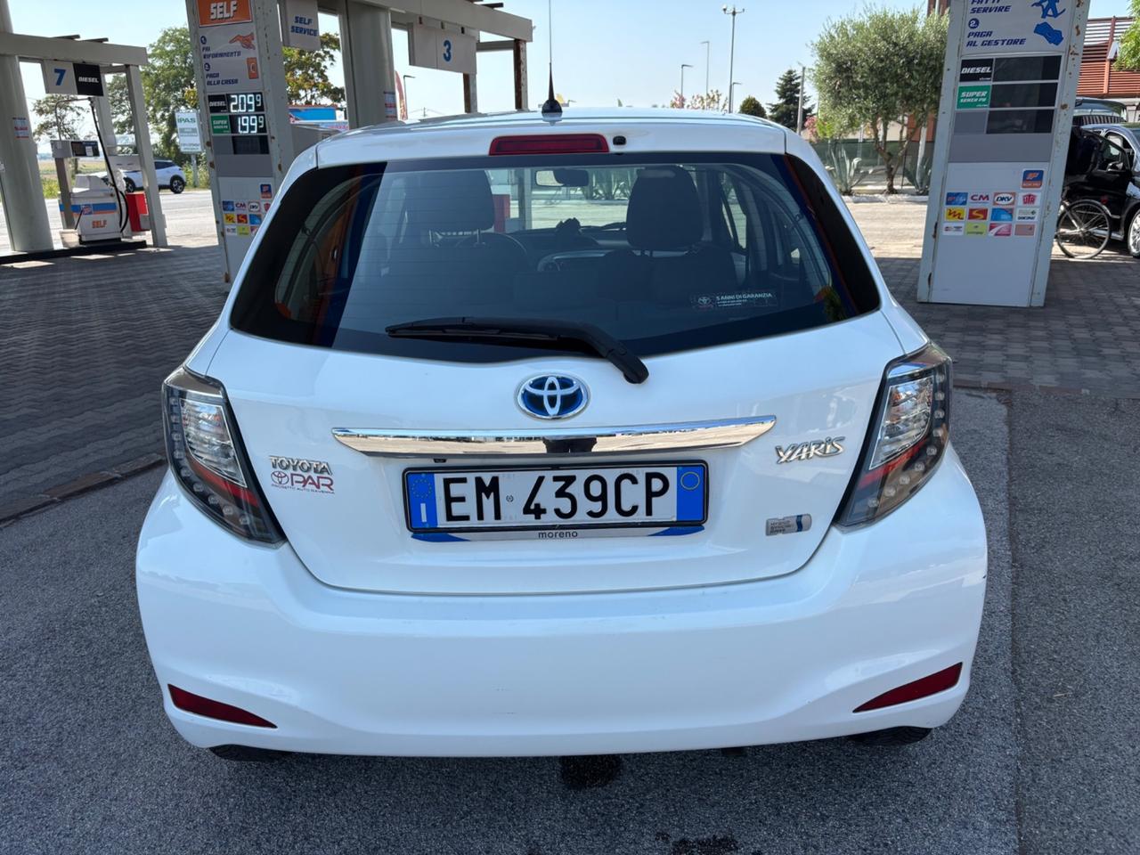 Toyota Yaris 1.5 Hybrid 5 porte Lounge