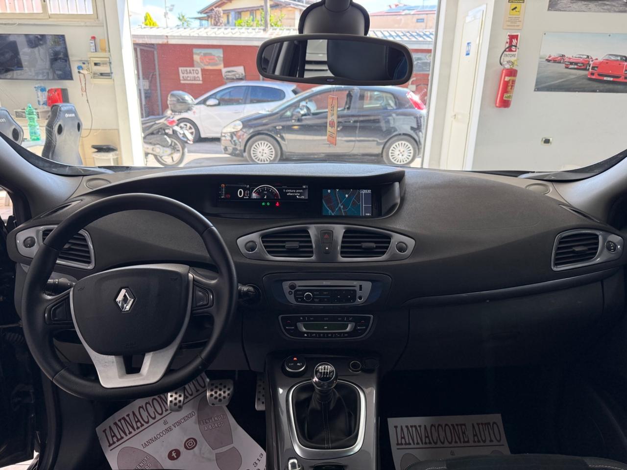 Renault Scenic xmod cross 1.5 dci