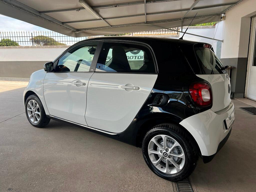 Smart Forfour Passion 1.0 71 CV