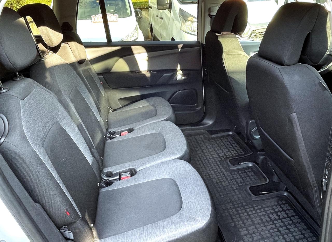Citroen C4 Grand Spacetourer/Grand Picasso 7 POSTI