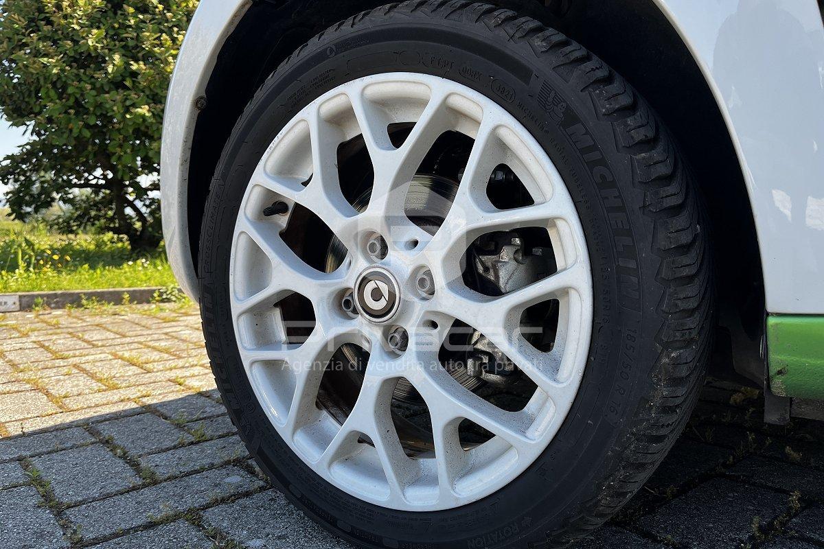 SMART forfour electric drive Youngster