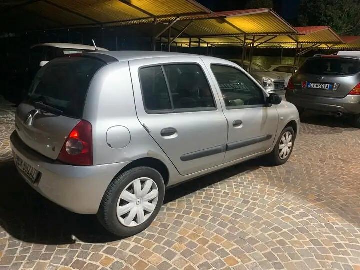 Renault Clio Storia 1.2 5 porte GPL Confort