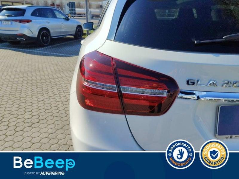 Mercedes-Benz GLA 200 D NIGHT EDITION AUTO