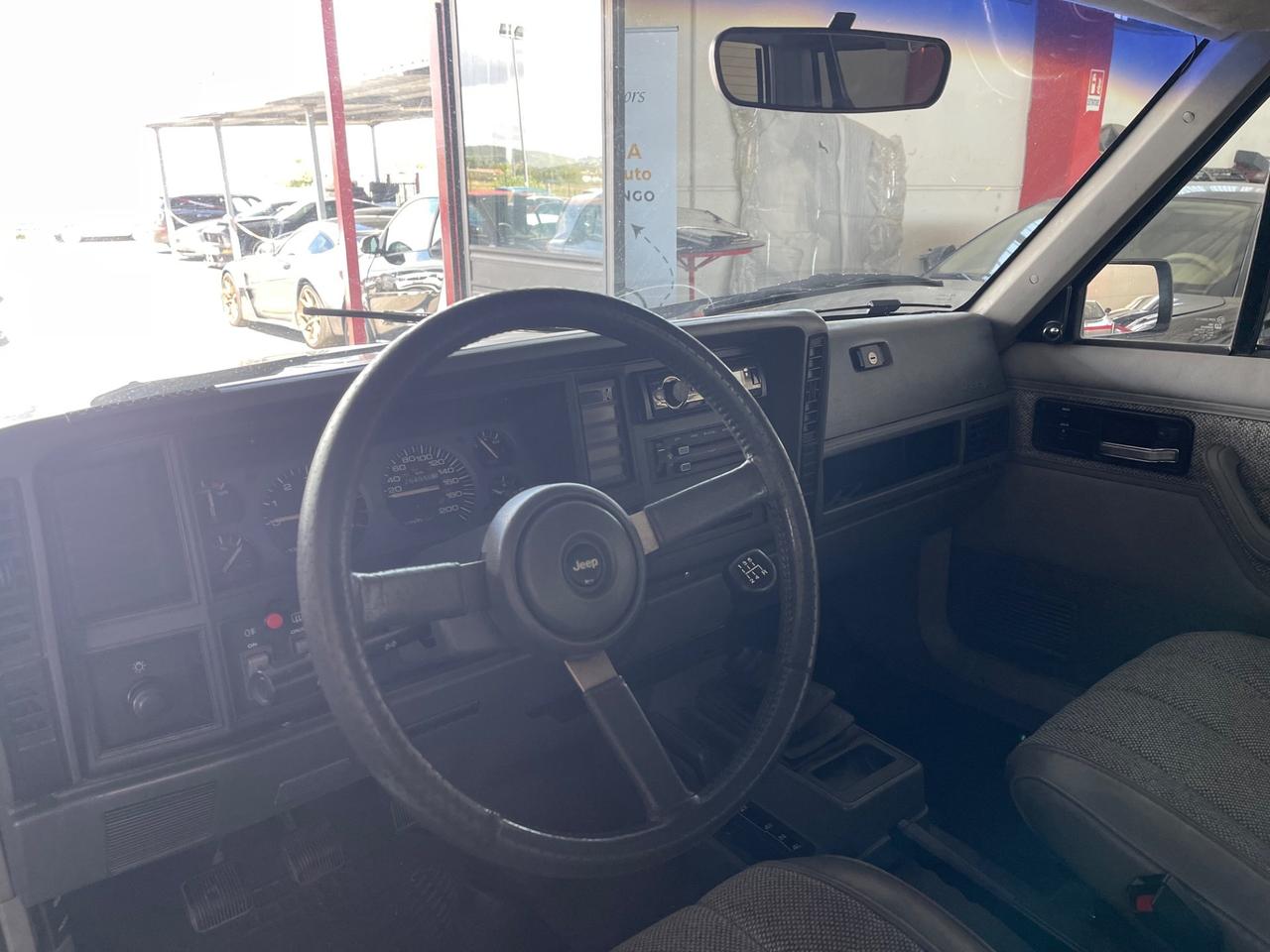 Jeep Cherokee 2.1 TD 3 Porte Gancio PERMUTE RATE
