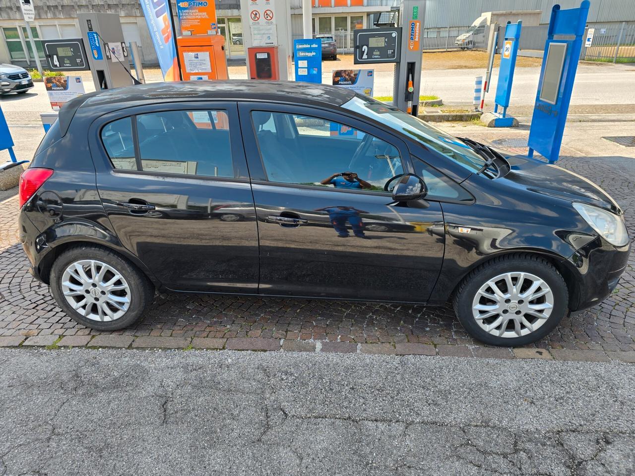 Opel Corsa 1.2 5 porte con 271.000km