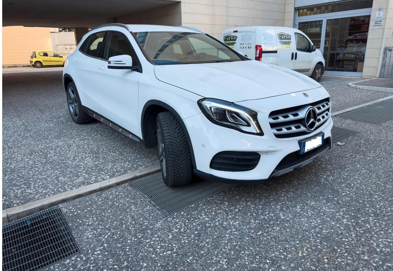 Mercedes-benz GLA 200 d Automatic Premium AMG 136 cv