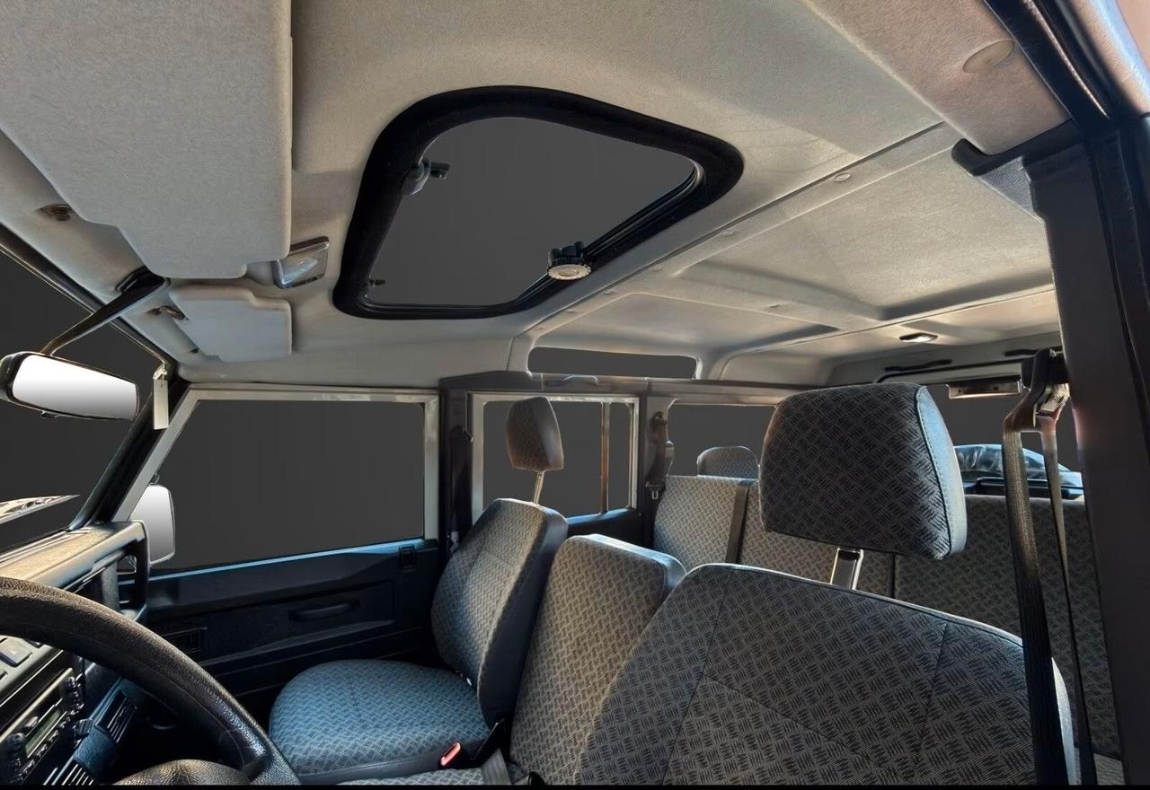 Land Rover Defender 110 E Station Wagon 10 POSTI! ARIA