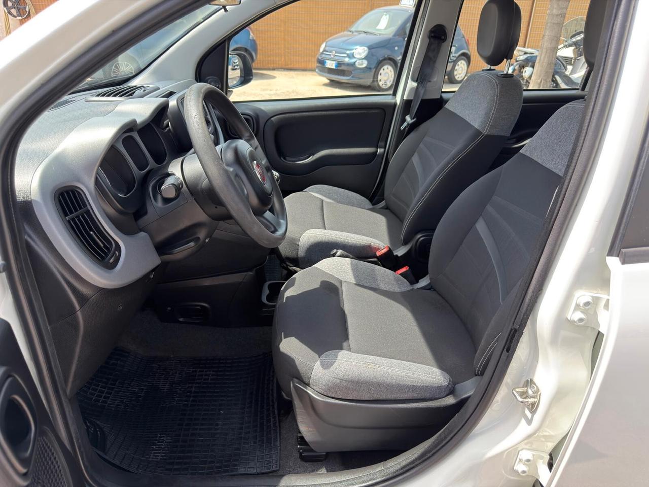 Fiat Panda 1.2 69cv 2022 GPL di Serie