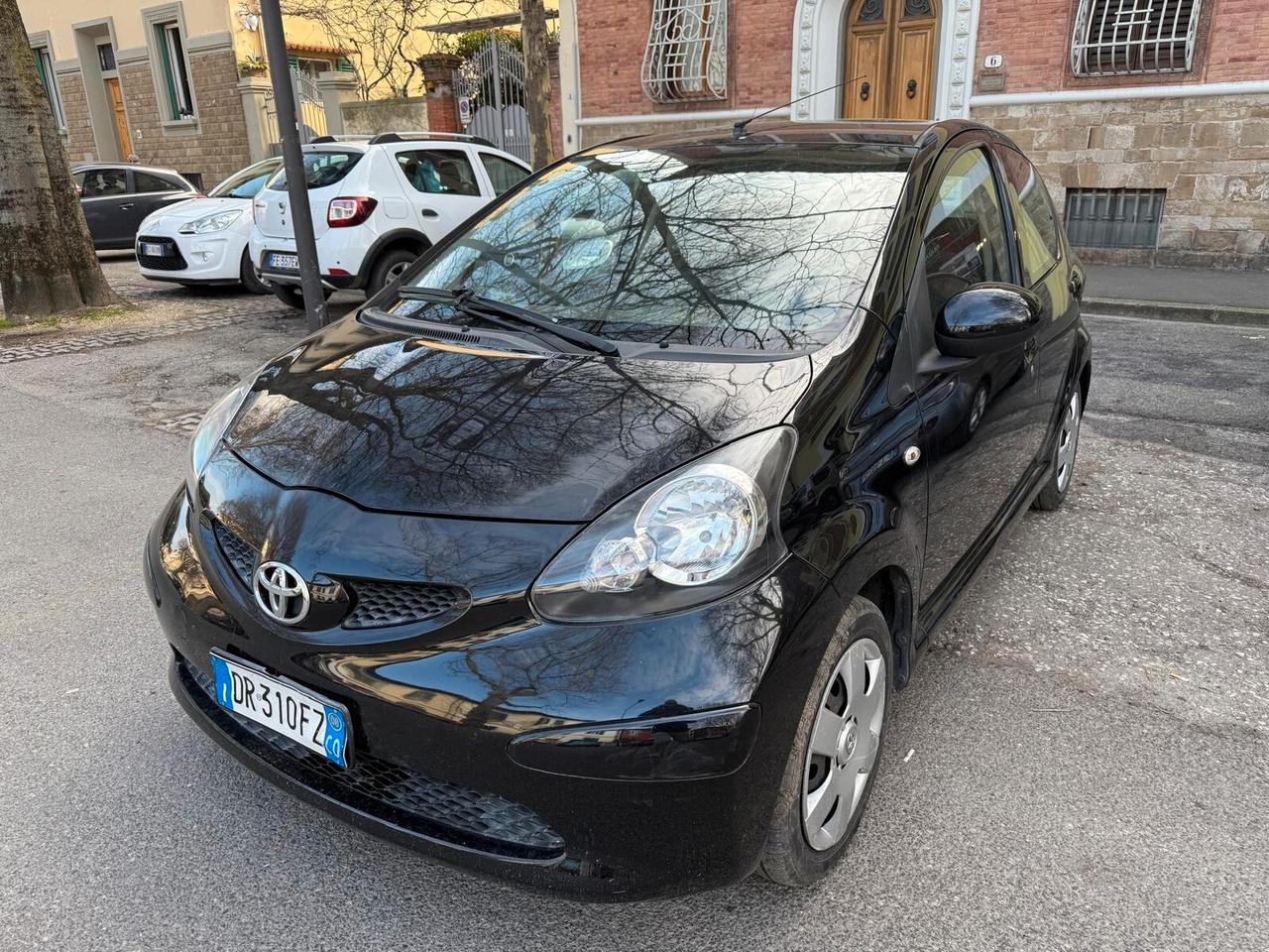 Toyota Aygo 1.0 12V VVT-i 5 porte Sol