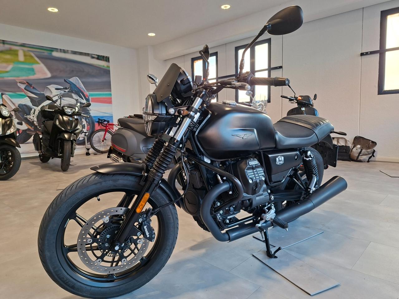 Moto Guzzi V7 stone V7IV