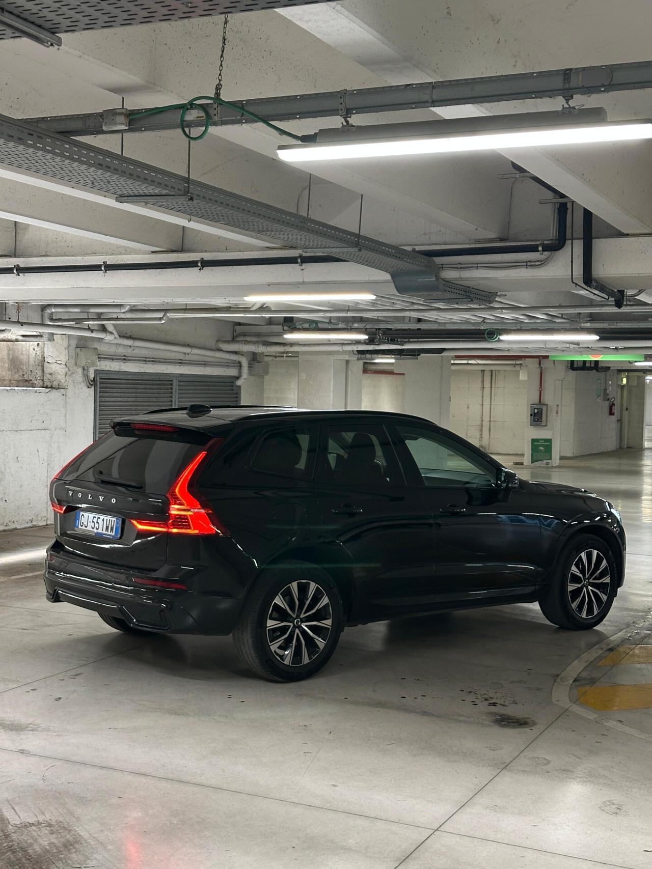 Volvo XC 60 XC60 B4 (d) AWD automatico Plus Bright N1