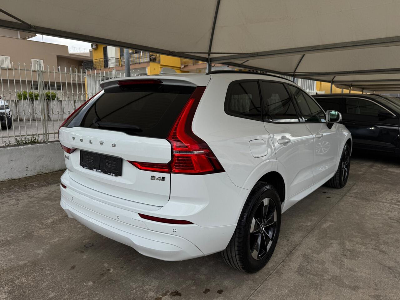 VOLVO XC60 B4 AWD MILD HYBRID MOMENTUM - 2021