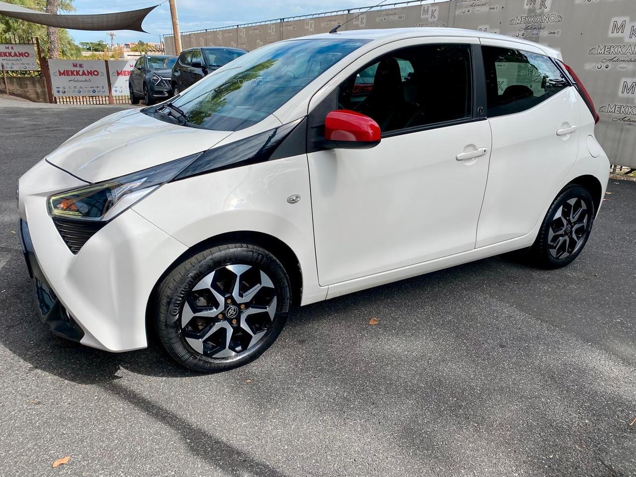 Toyota Aygo 5p 1.0 x-play -CAMERA - TAGLIANDI CASA MADRE-GARANZIA