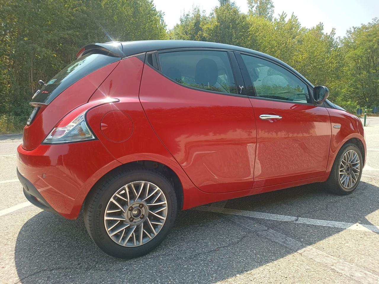 Ypsilon MotoreSost.155000Km FrizioneRotta