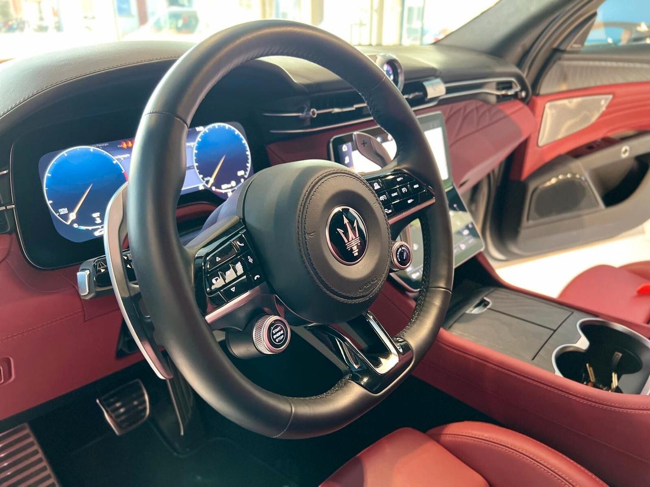 Maserati Grecale MHEV 330 CV AWD Modena