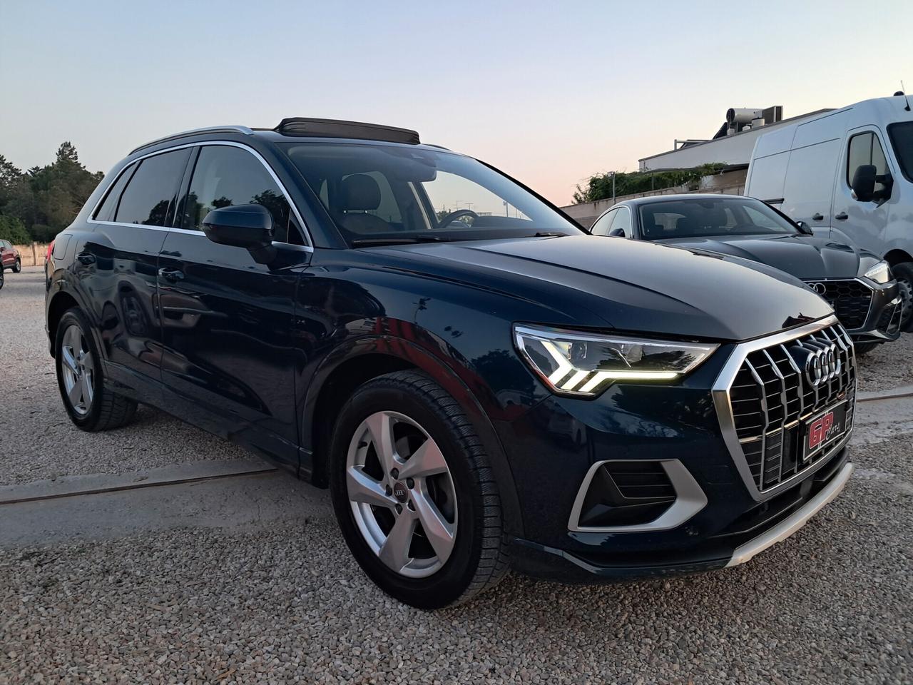 Audi Q3 35 TDI 150cv S Tronic * TETTO-FARI MATRIX-LED-NAVY*