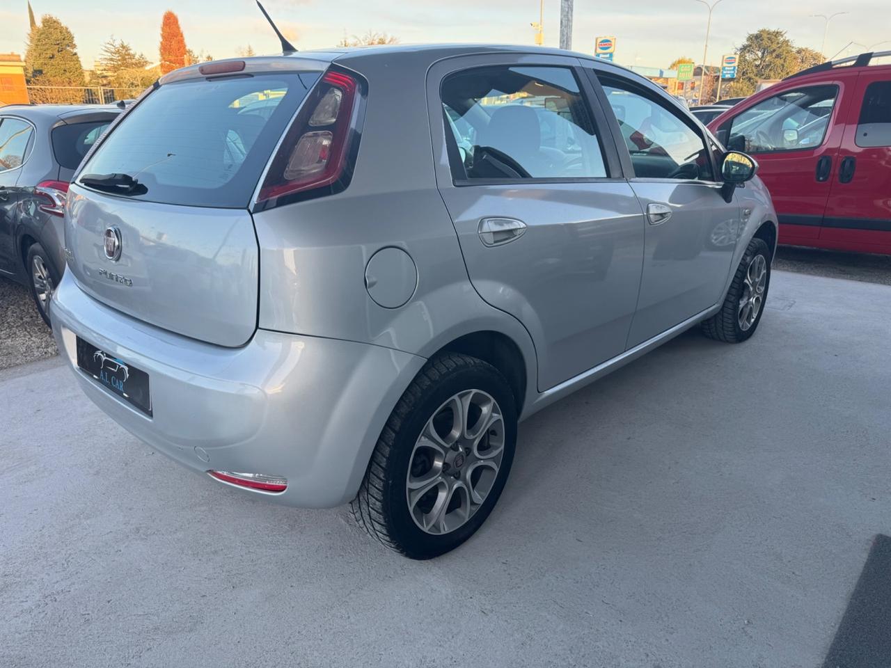 Fiat Punto 1.4 8V 5 porte Natural Power Street