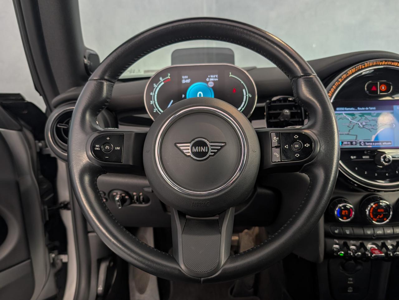 Mini Cooper Cabrio 1.5 Cooper Premium Plus