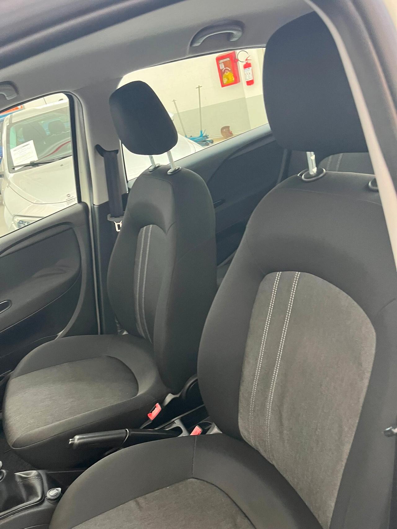 FIAT Punto 4ª serie Punto 1.4 8V 5 porte Easyp...