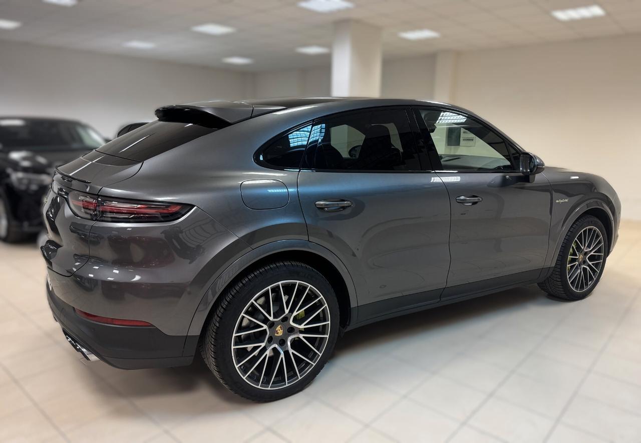 Porsche Cayenne Coupé 3.0 V6 E-Hybrid