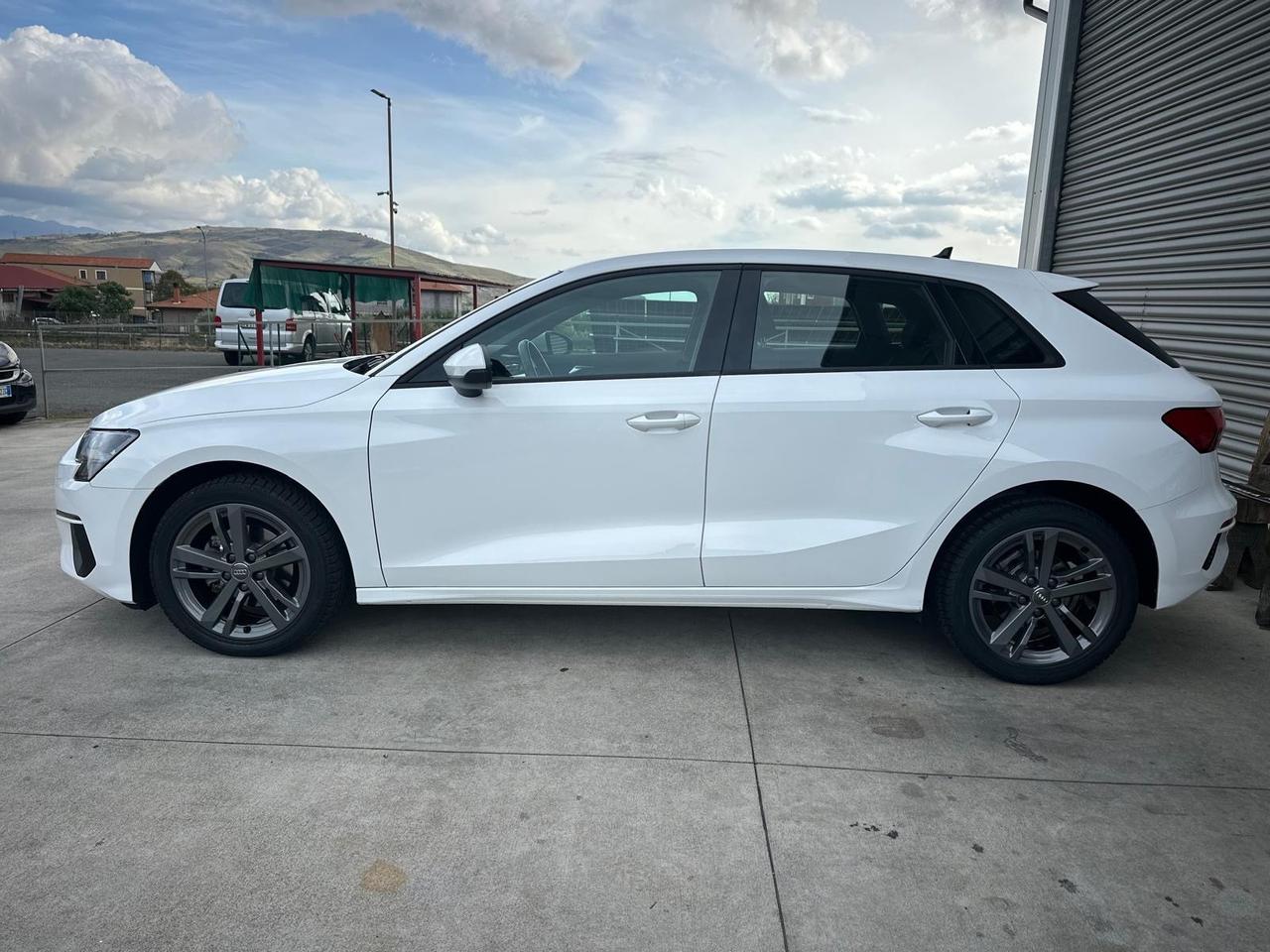 Audi A3 SPB 30 TDI Business Advanced