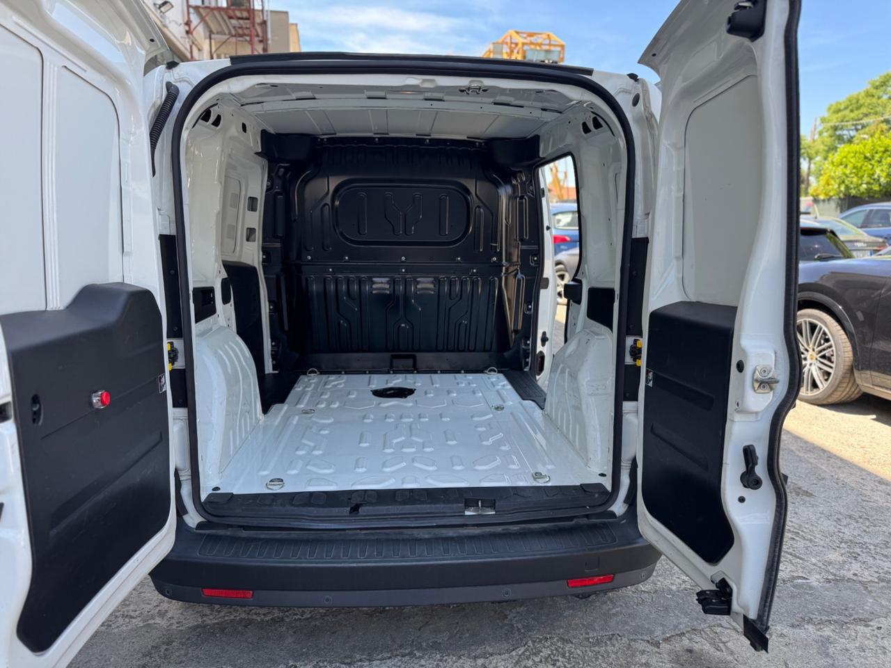 Fiat Doblò Professional 1.6 Diesel
