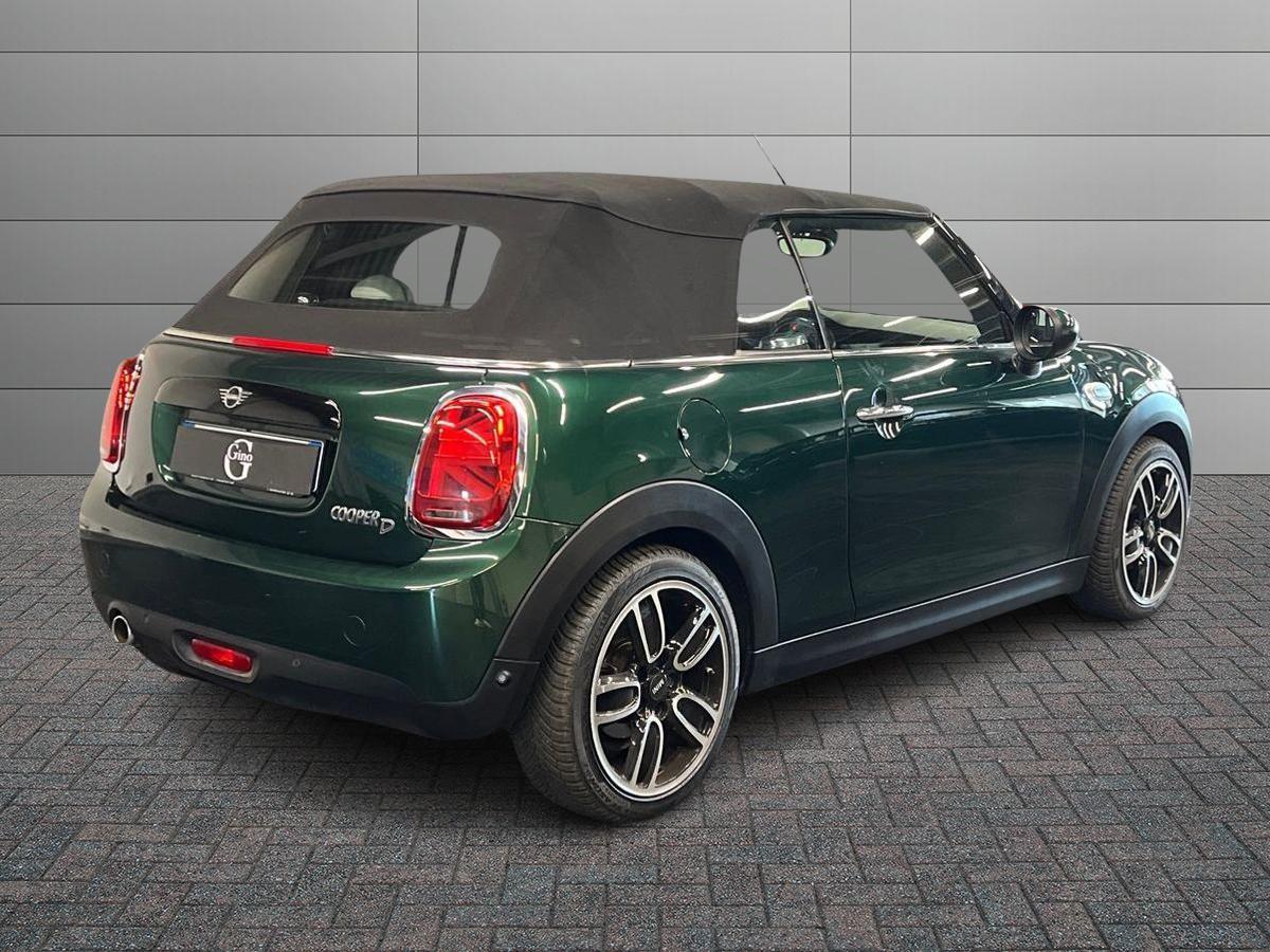 MINI Mini IV F57 2018 Cabrio - Mini Cabrio 1.5 Cooper D Boost auto